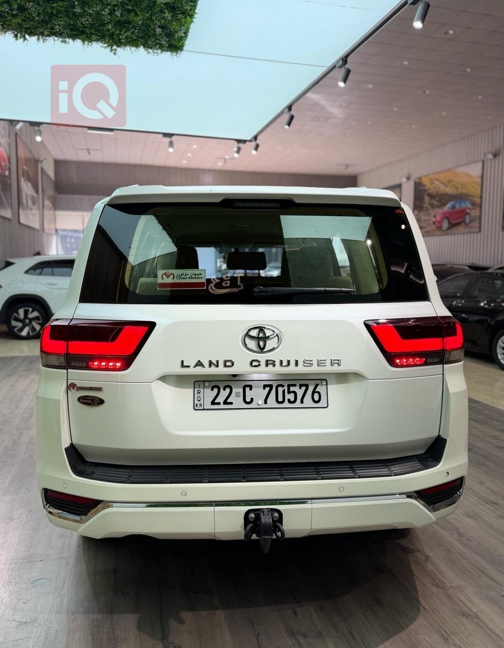 تويوتا لاندكروزر